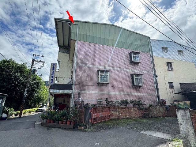 鶯歌法拍透天-1