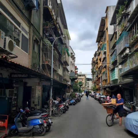 新北新莊法拍公寓-2