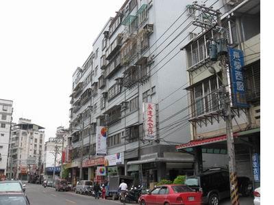 八里華廈法拍-1