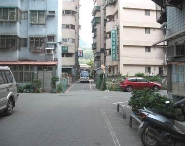 八里華廈法拍-2