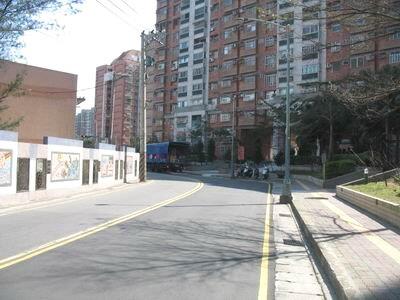 桃園中壢法拍大樓-2