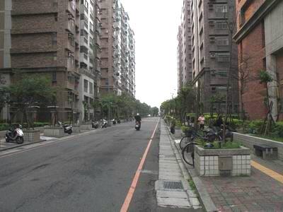 桃園中壢法拍大樓-3