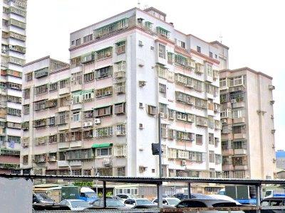新北新莊法拍華廈-1
