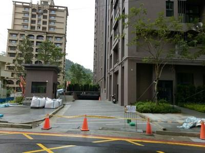 新店大樓拍賣-3