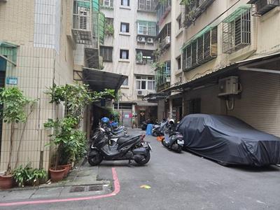 新北新莊公寓法拍-1