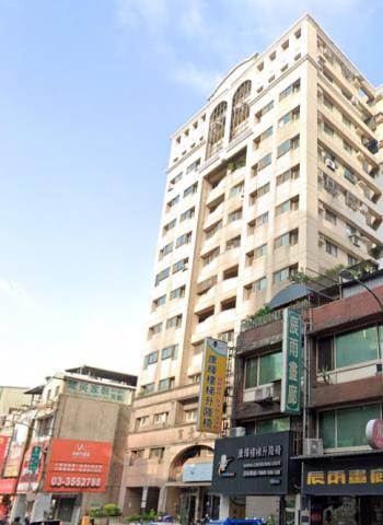 桃園中壢大樓拍賣-1