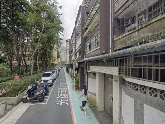 大安區拍賣華廈-1