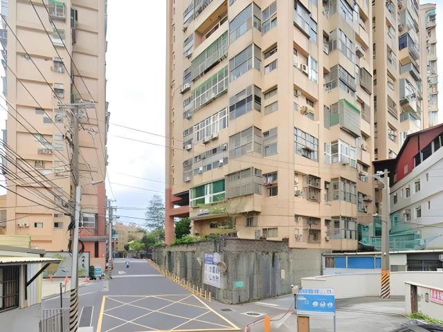 新北淡水法拍大樓-5