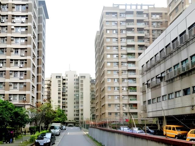 台北萬華法拍大樓-4