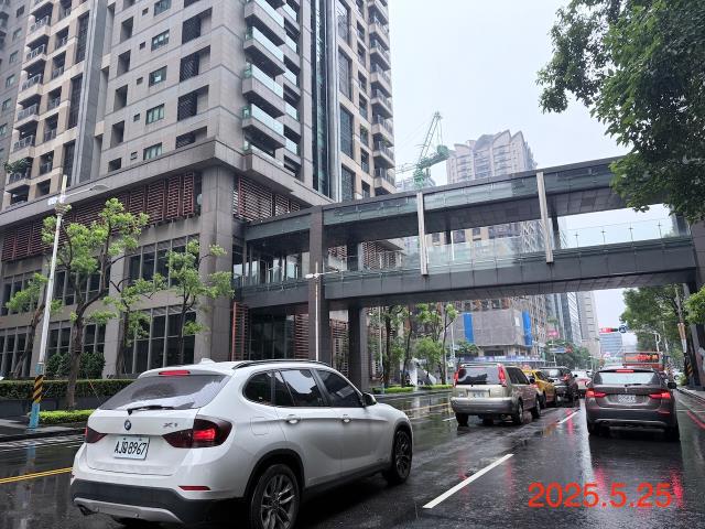 板橋拍賣大樓-1