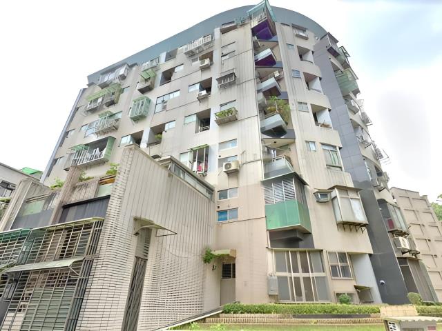 內湖法拍華廈-1