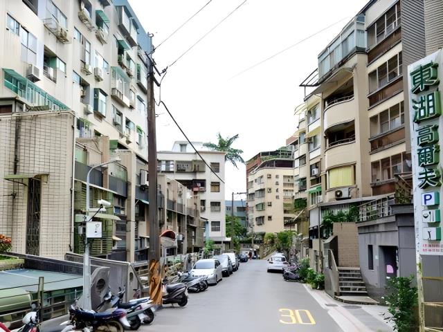 內湖法拍華廈-3