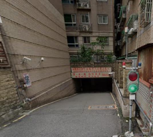 桃園中壢大樓法拍-6