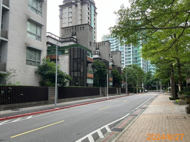 台北拍賣大樓-3