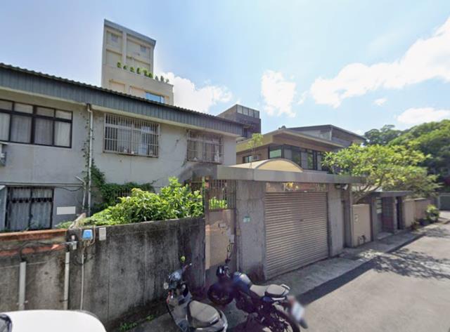 台北內湖透天法拍-2