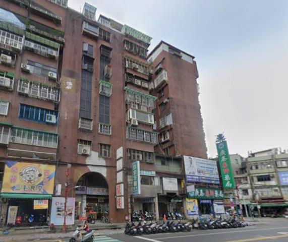 新北板橋大樓法拍-2