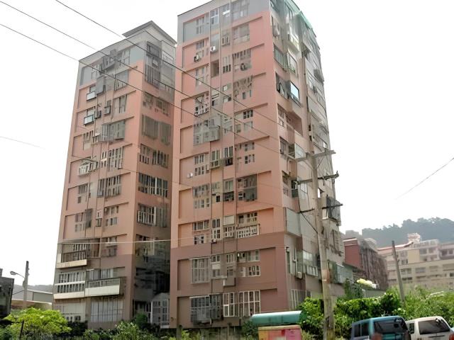 新北八里大樓法拍-1