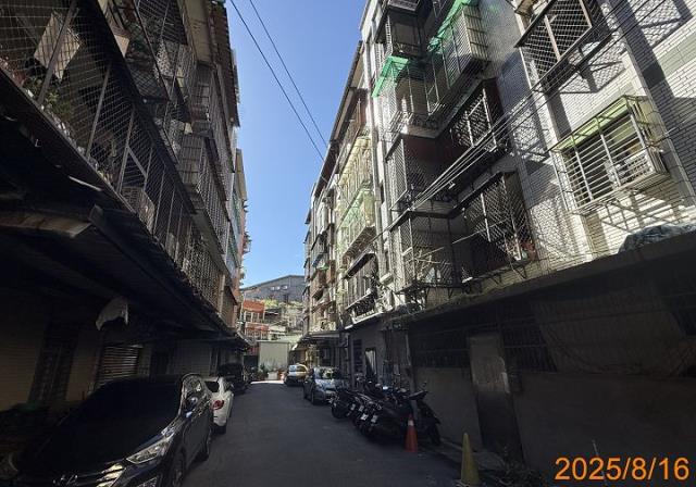 蘆洲公寓法拍-3