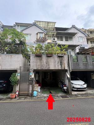 新北汐止法拍透天-1