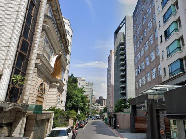 台北內湖法拍華廈-1