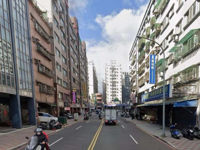 新北三重法拍華廈-3