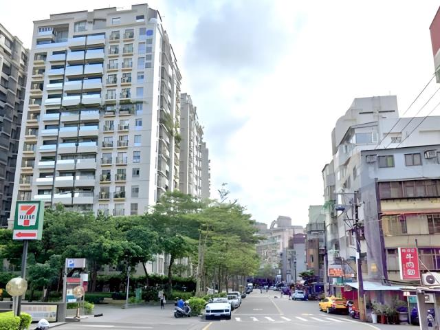 台北南港法拍大樓-1