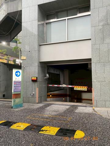 新北淡水大樓法拍-6