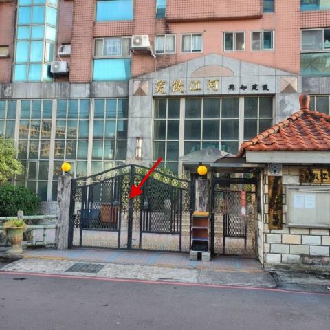新北淡水法拍大樓-2
