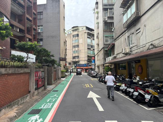台北松山法拍華廈-2