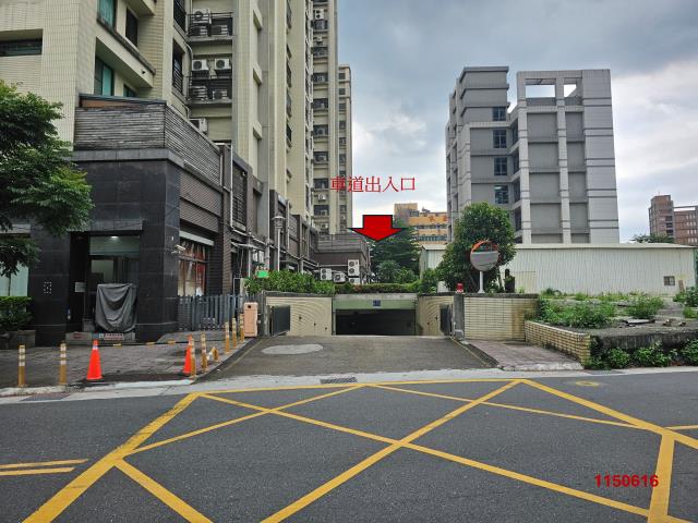 台北內湖大樓拍賣-4