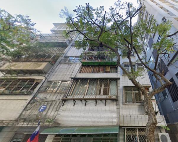 信義區法拍公寓-2