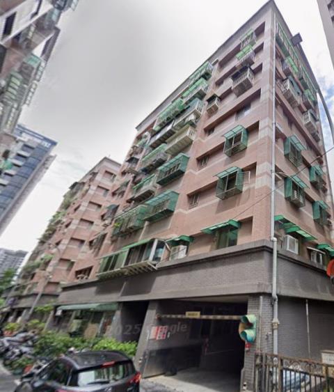 新北新莊法拍華廈-2